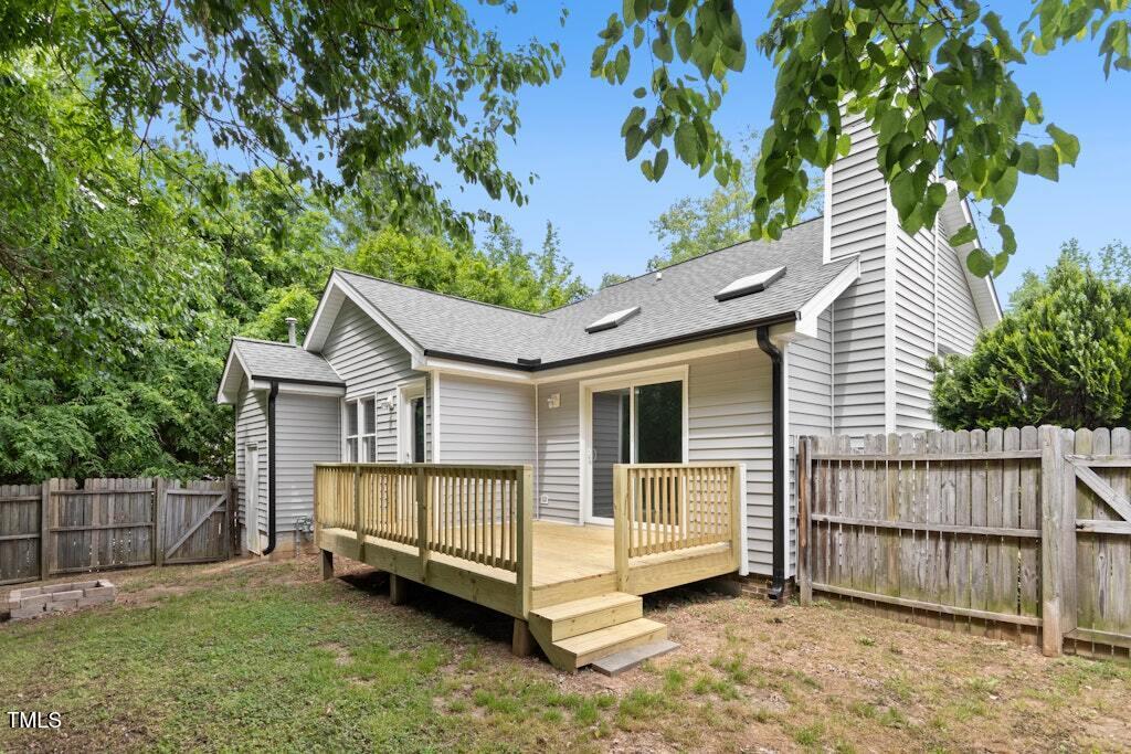 2402 Cynthia Drive Durham, NC 27704 - Photo 24 of 27 025-481297-IMG_7467