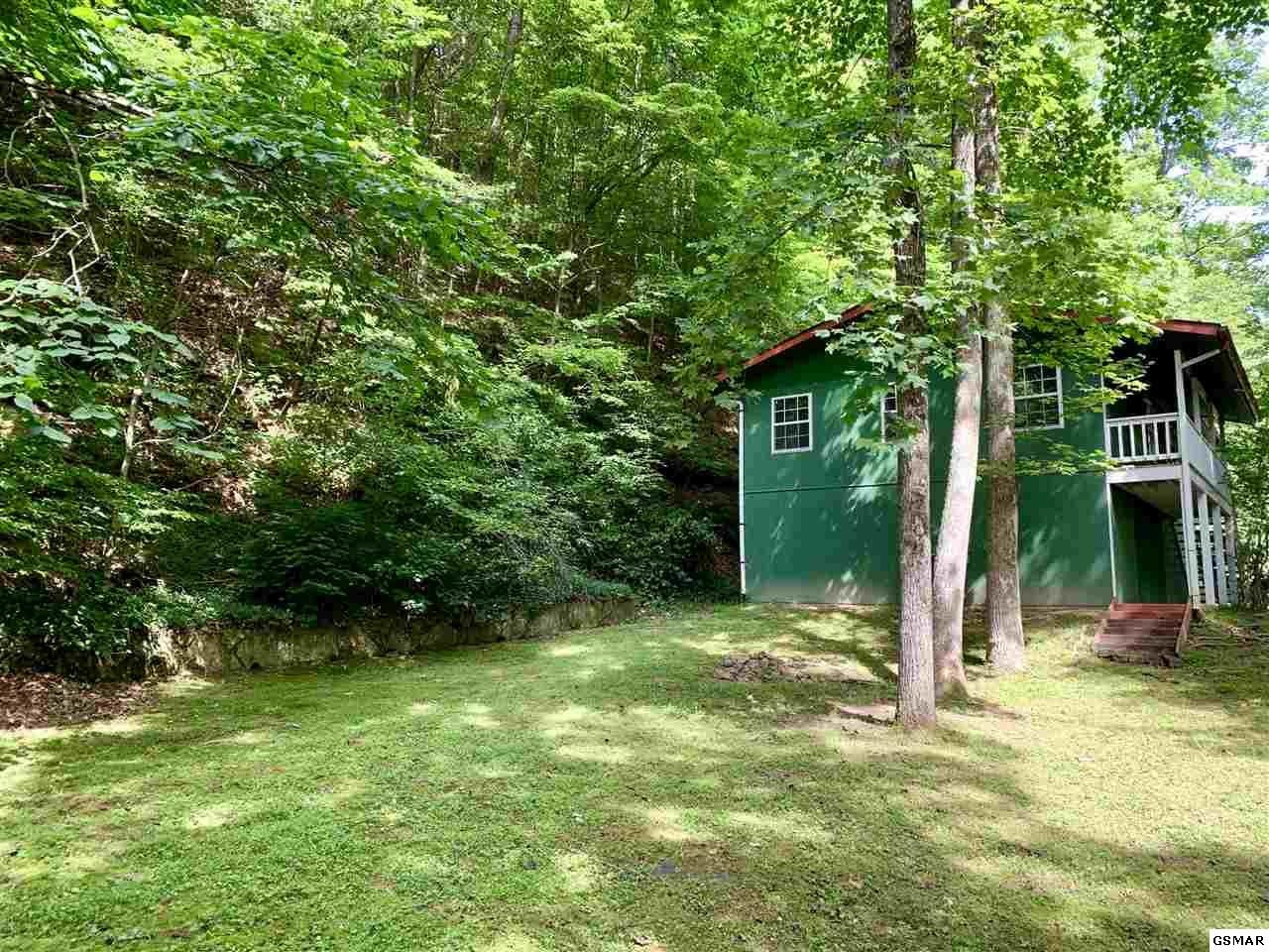 2944 Hatcher Mountain Road Sevierville, TN 37862 - Photo 6 of 20