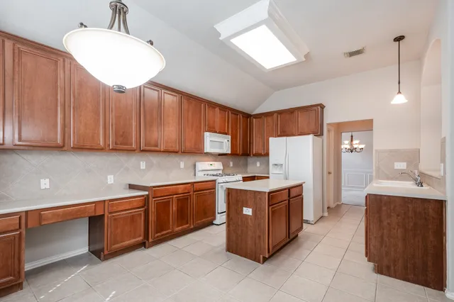 $388,000 | 5914 Birdie Way, Pasadena, TX 77505