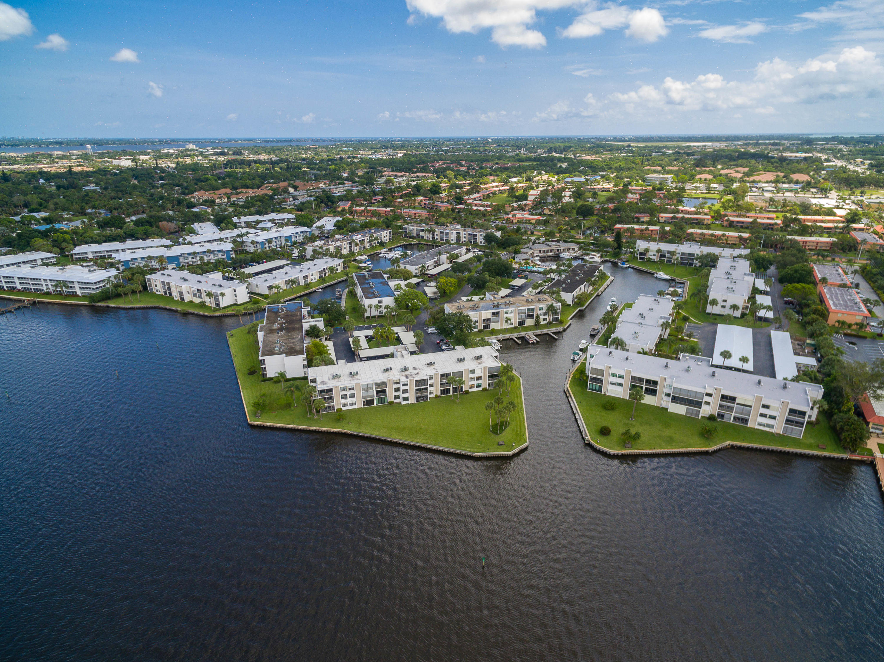 1950 Southwest Palm City Road, Unit 9204 Stuart, FL 34994 - Photo 32 of 43 untitled-34