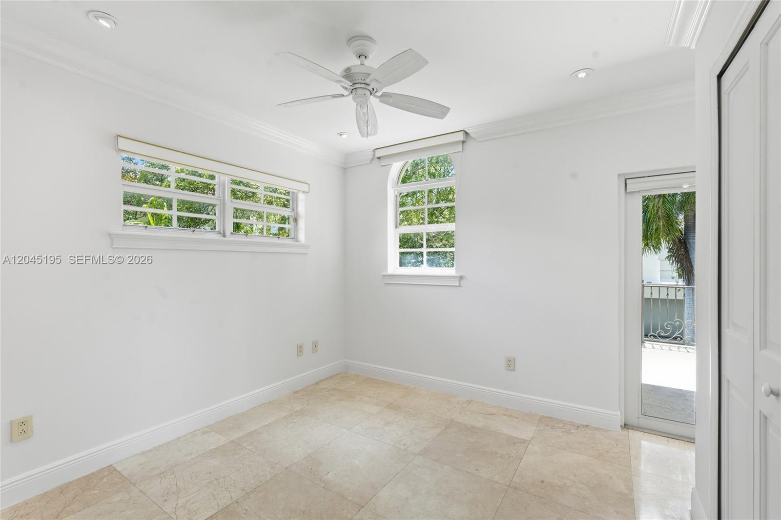 592 Fernwood Road, Unit B Key Biscayne, FL 33149 - Photo 28 of 36 Bedroom #2