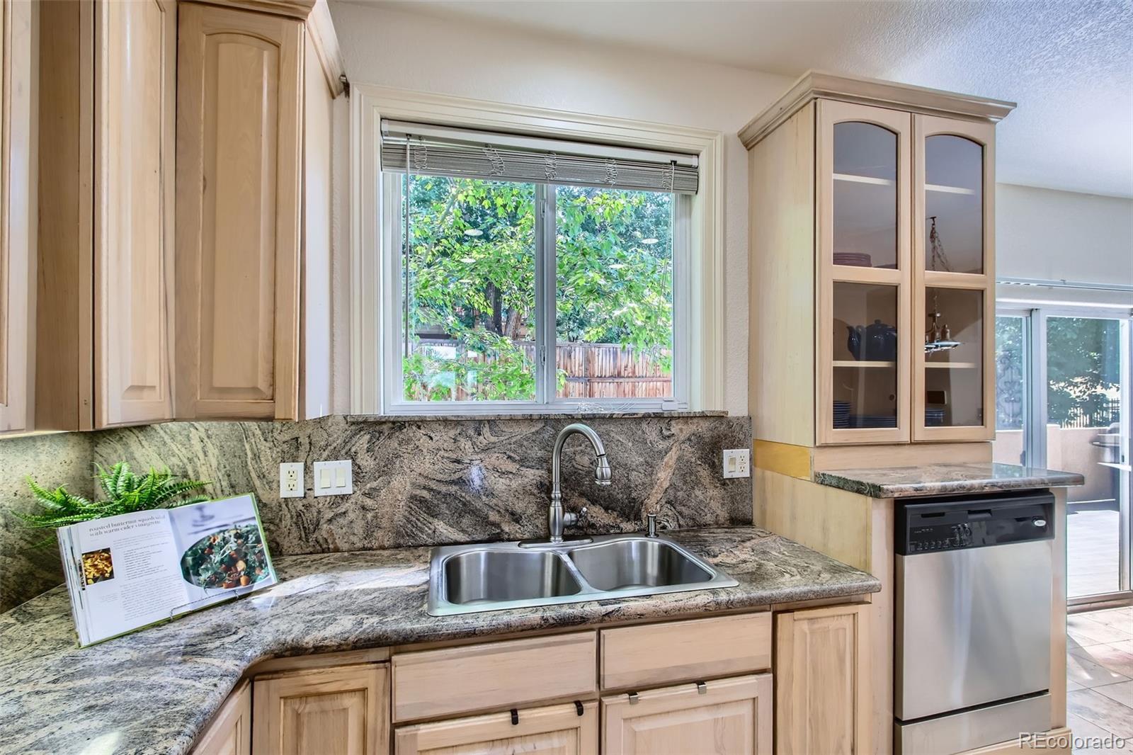 7482 Routt Lane Arvada, CO 80005 - Photo 10 of 28