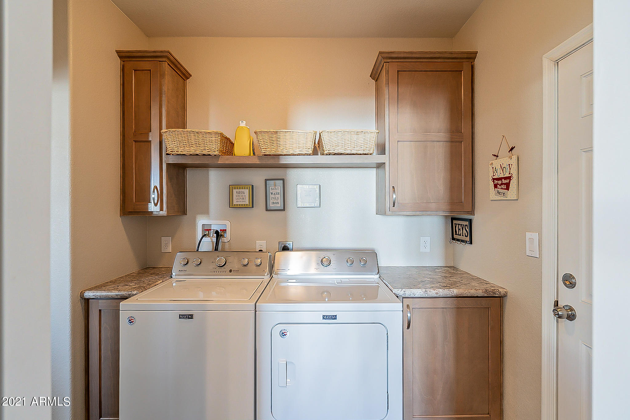 3301 South Goldfield Road, Unit 6062 Apache Junction, AZ 85119 - Photo 12 of 26 Laundry