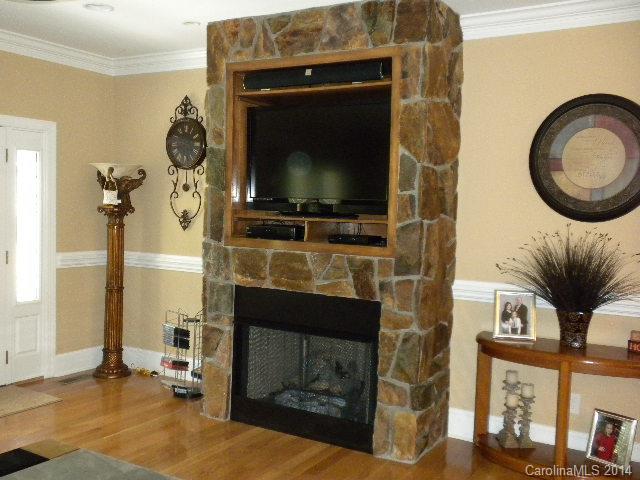 1902 Mangum School Road Pageland, SC 29728 - Photo 3 of 20 Gallery Image 3