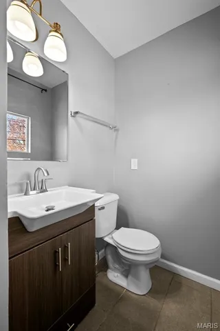 $204,900 | 1283 Kingsford Drive, Florissant, MO 63031