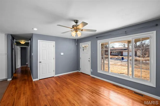 $204,900 | 1283 Kingsford Drive, Florissant, MO 63031