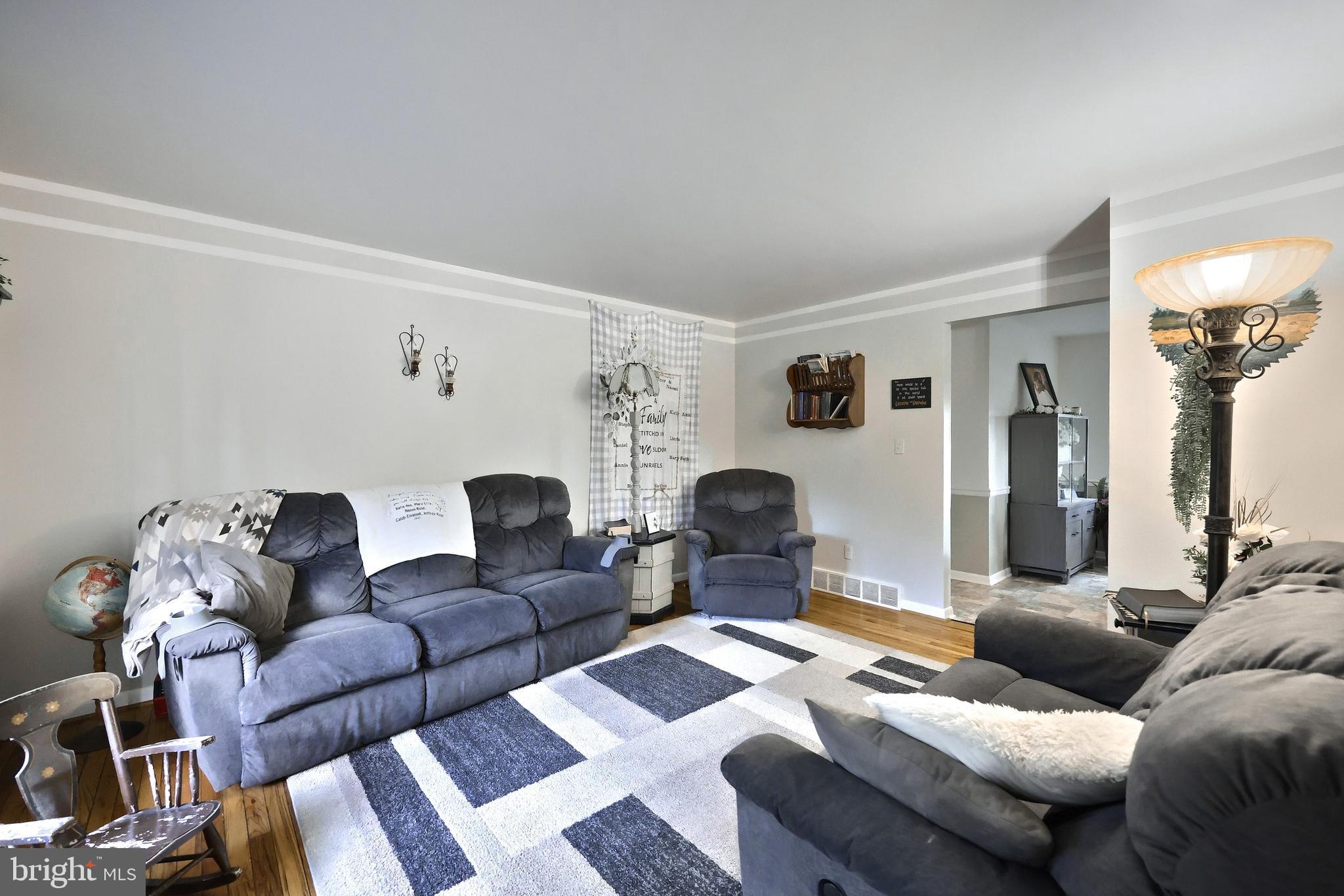 798 Goram Road Brogue, PA 17309 - Photo 33 of 57 a living room with furniture and a window