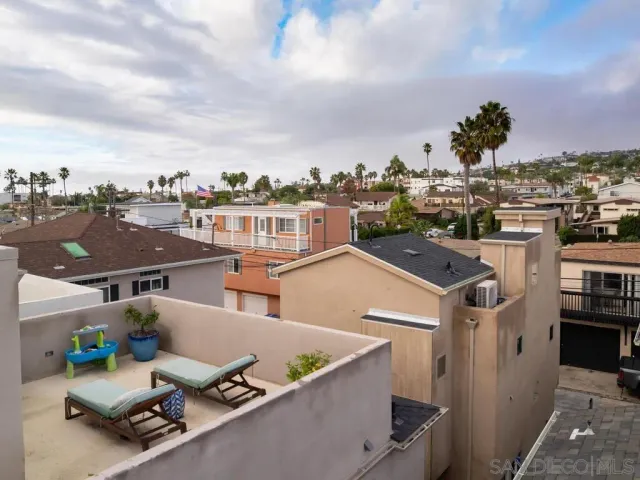 $3,099,000 | 938 Opal Street, San Diego, CA 92109