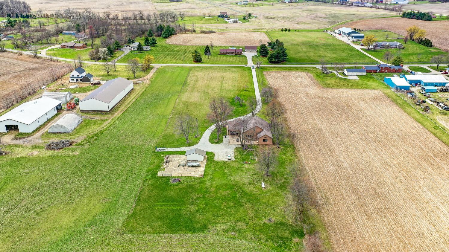 4379 Lilly Chapel Opossum Run Road London, OH 43140 - Photo 5 of 59 50035211-005_web