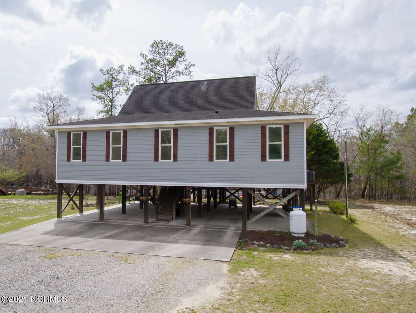 215 Estate Road Atkinson, NC 28421 - Photo 8 of 51 215 Estate Rd Atkinson NC-Front Exterior