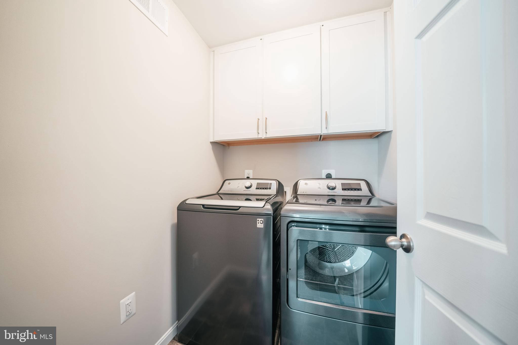 2175 Juniper Drive Culpeper, VA 22701 - Photo 19 of 34 a utility room with dryer and washer