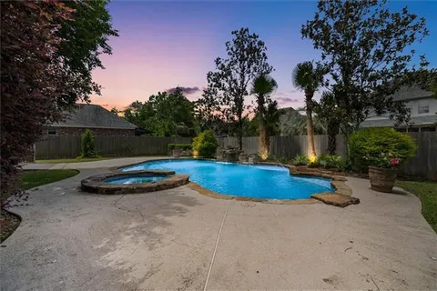 $649,000 | 505 Evergreen Drive, Mandeville, LA 70448