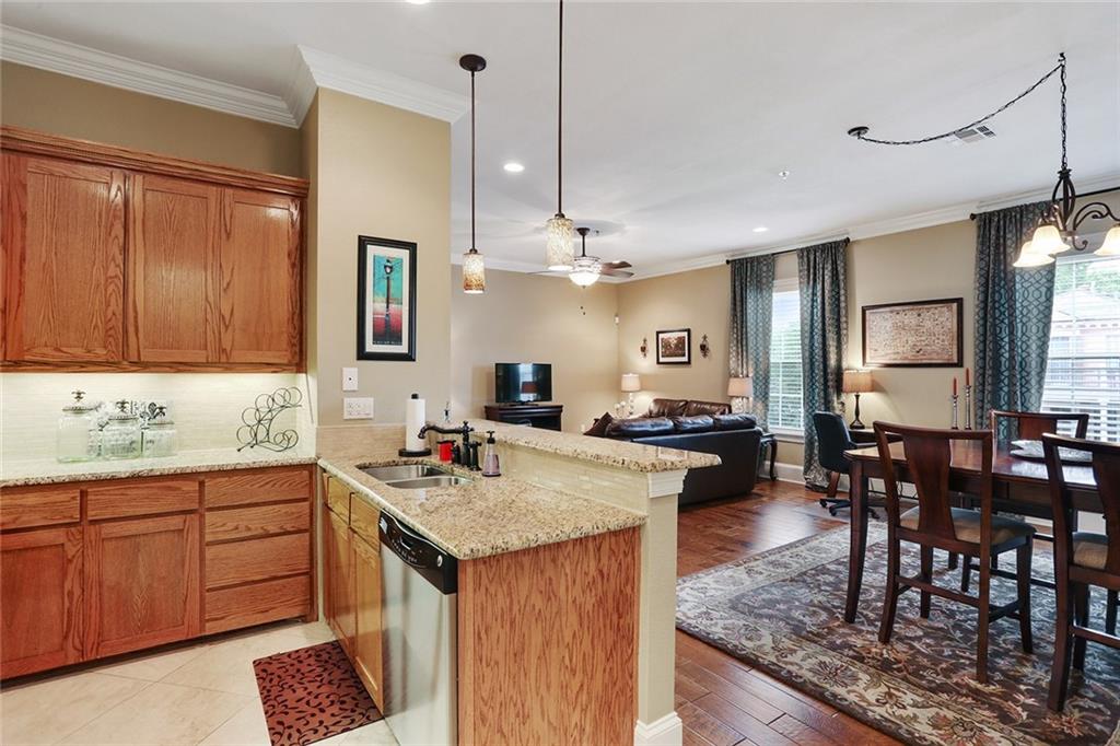 1633 First Street, Unit 202 New Orleans, LA 70130 - Photo 10 of 17