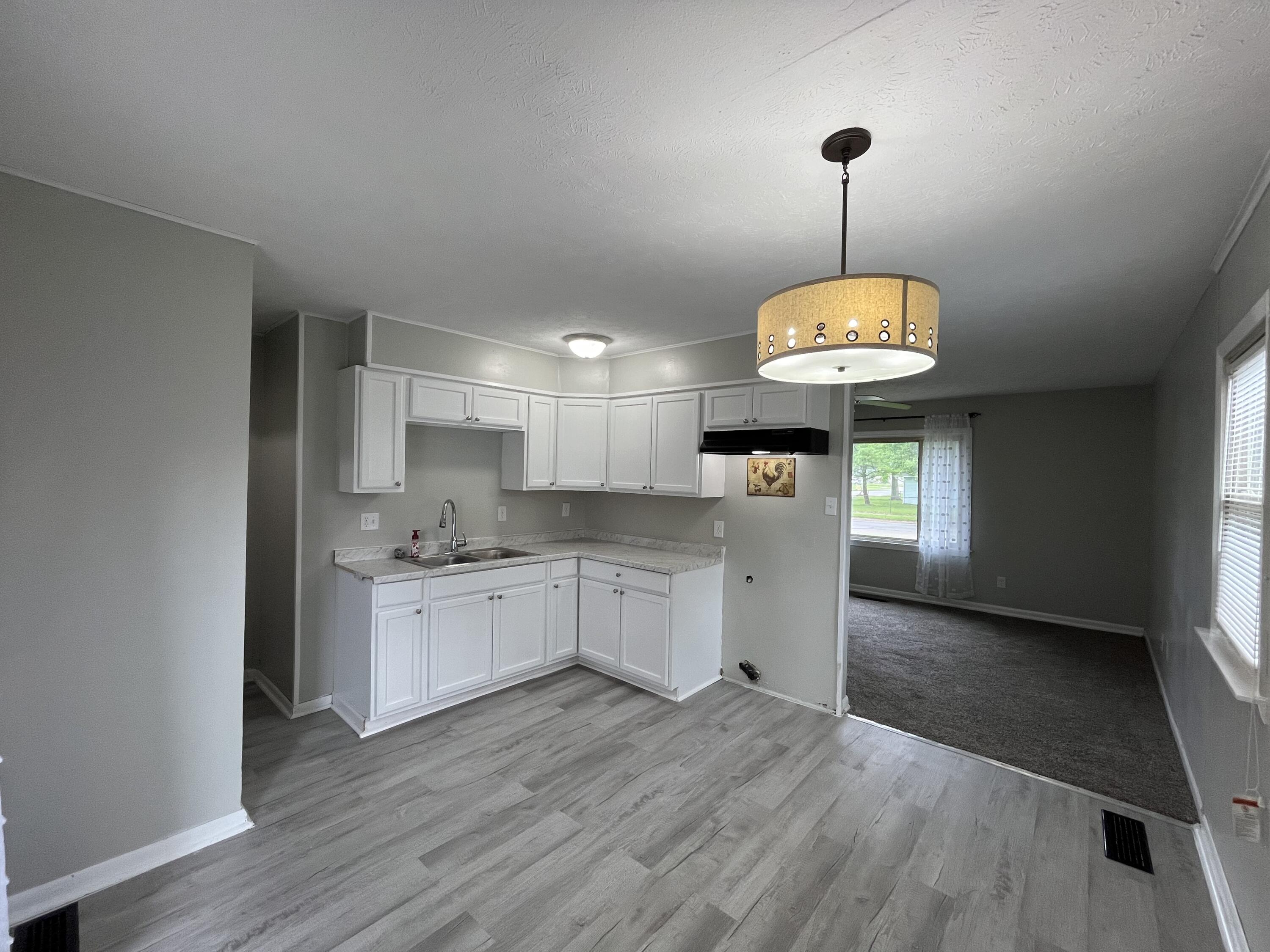 2045 South Hadley Road Springfield, OH 45505 - Photo 2 of 15 Gallery Image 2