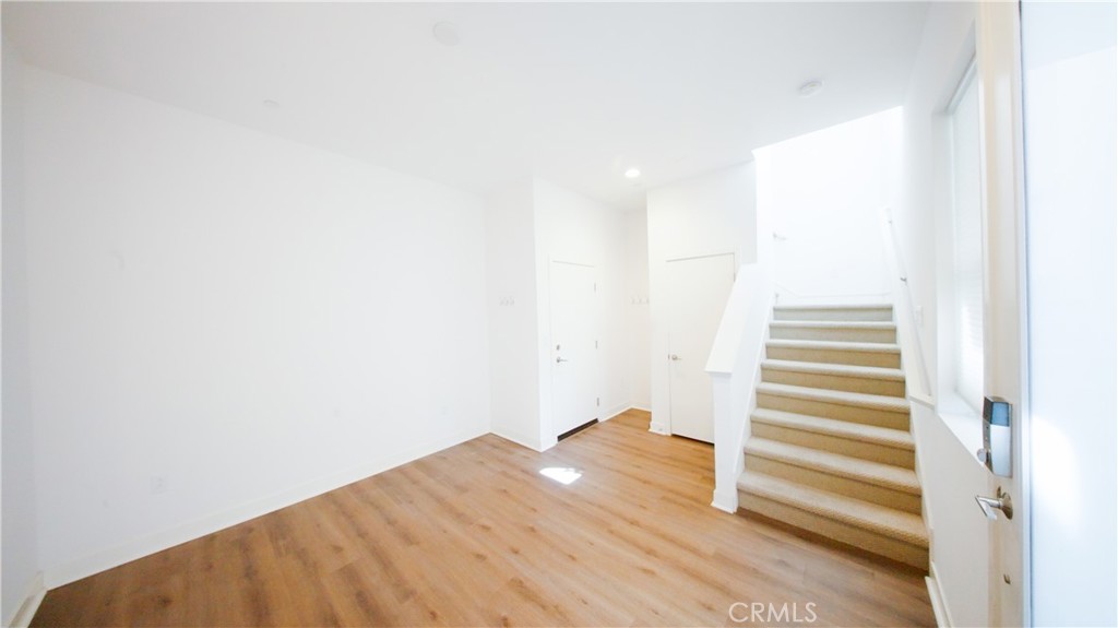 320 Bridgewater Way, Unit 7 Gardena, CA 90247 - Photo 10 of 41 a view of entryway