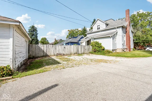 $239,900 | 718 North Lebanon Street, Lebanon, IN 46052