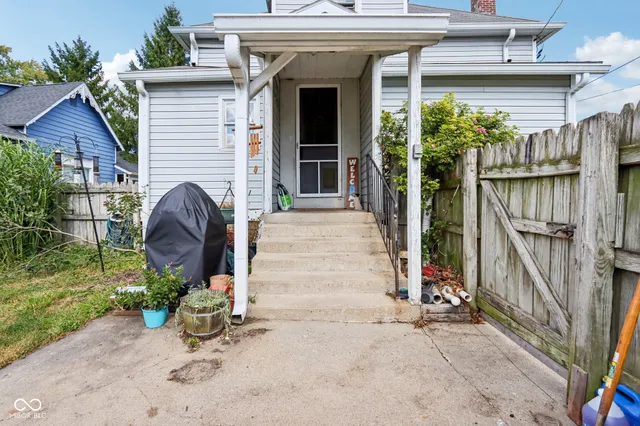 $239,900 | 718 North Lebanon Street, Lebanon, IN 46052