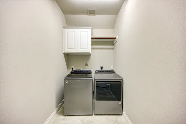 $3,800 | 4207 Abigail Way, Sugar Land, TX 77479