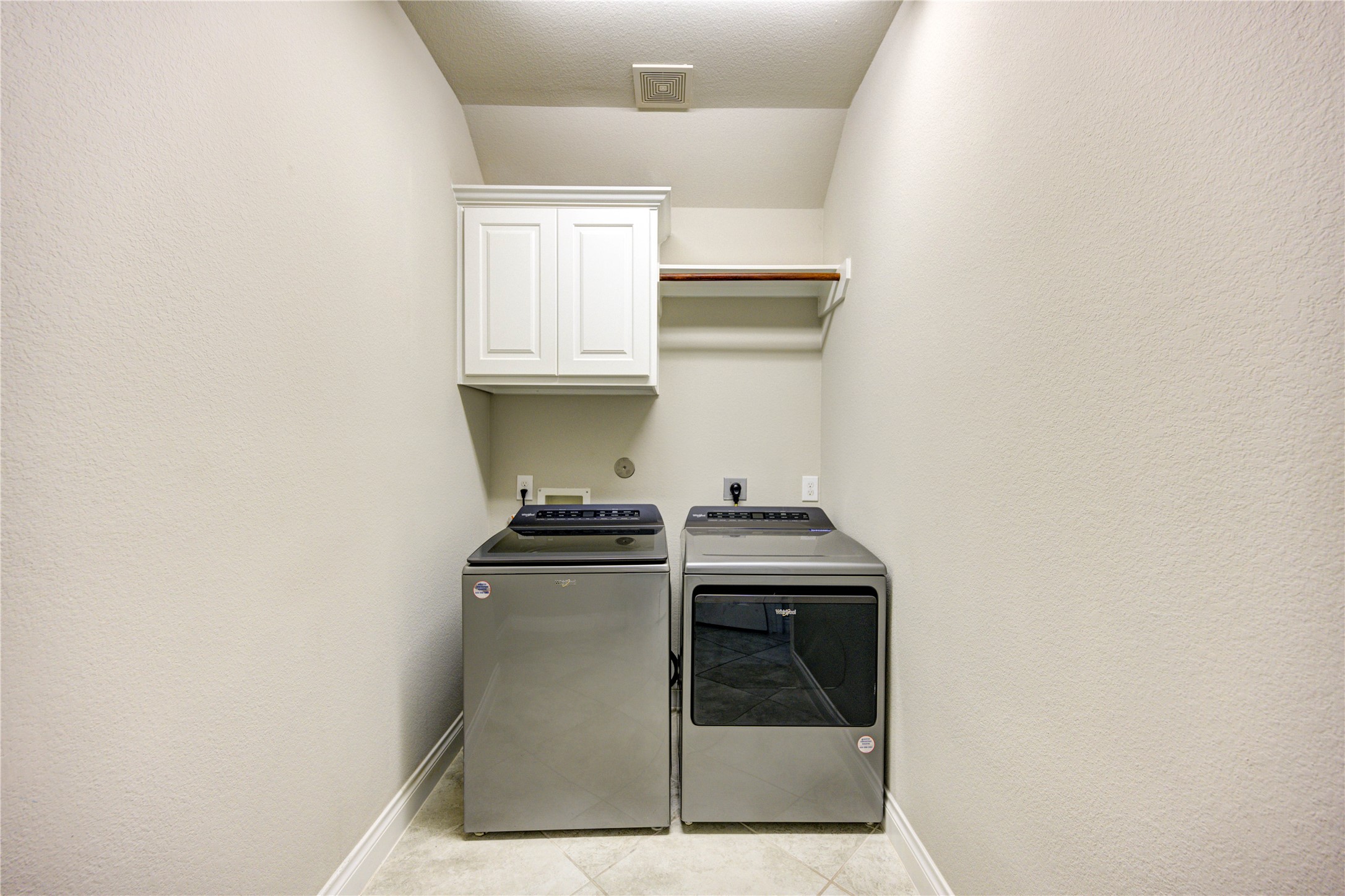 4207 Abigail Way Sugar Land, TX 77479 - Photo 20 of 48