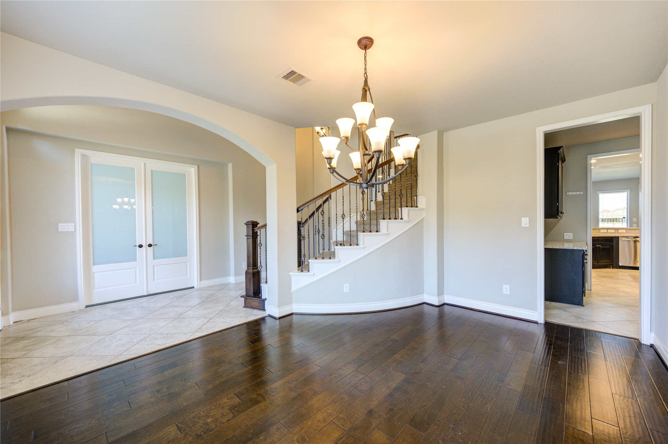 4207 Abigail Way Sugar Land, TX 77479 - Photo 8 of 48