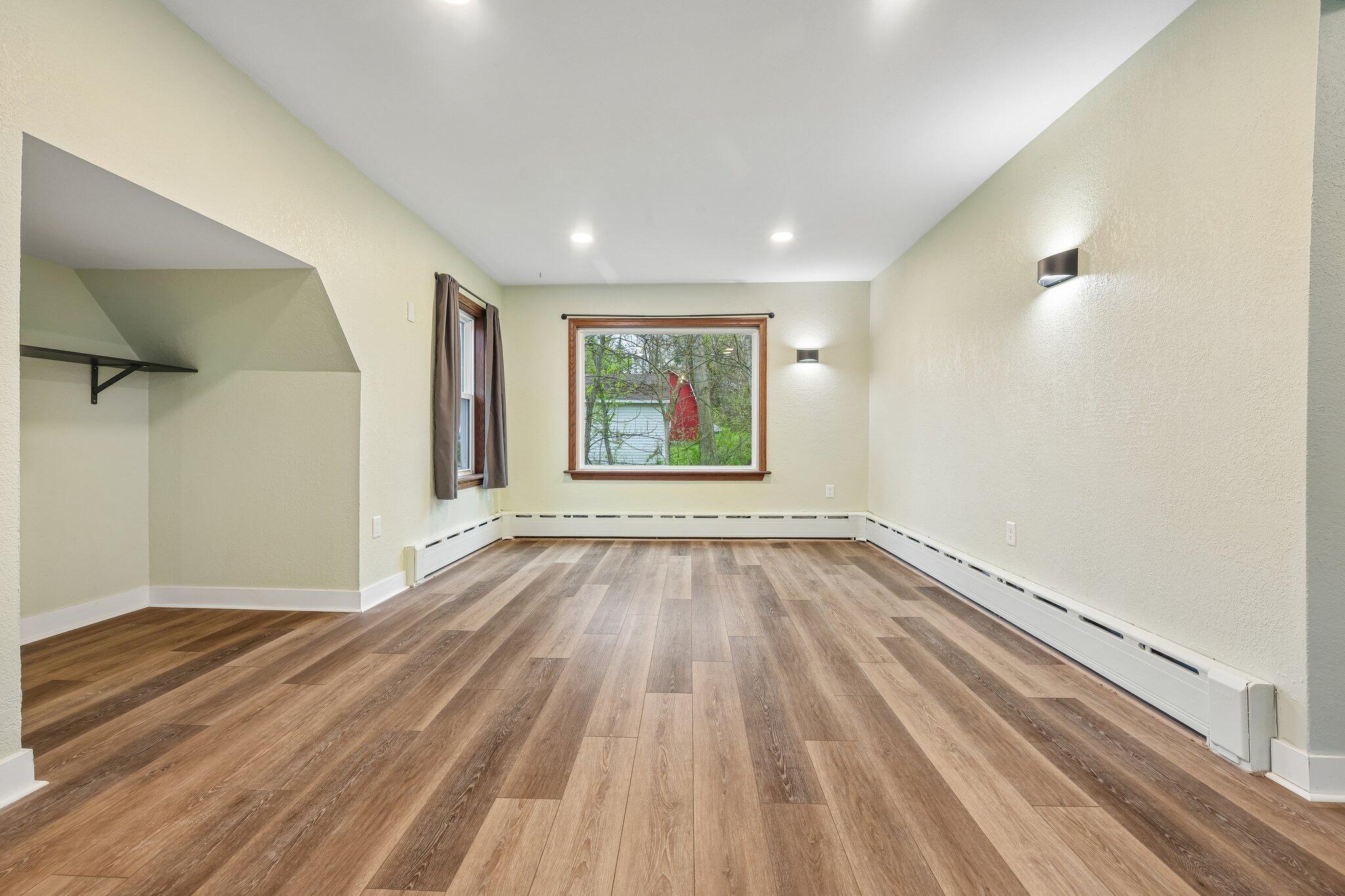 131 Fillmore Street Fredonia, WI 53021 - Photo 8 of 15 Living Room