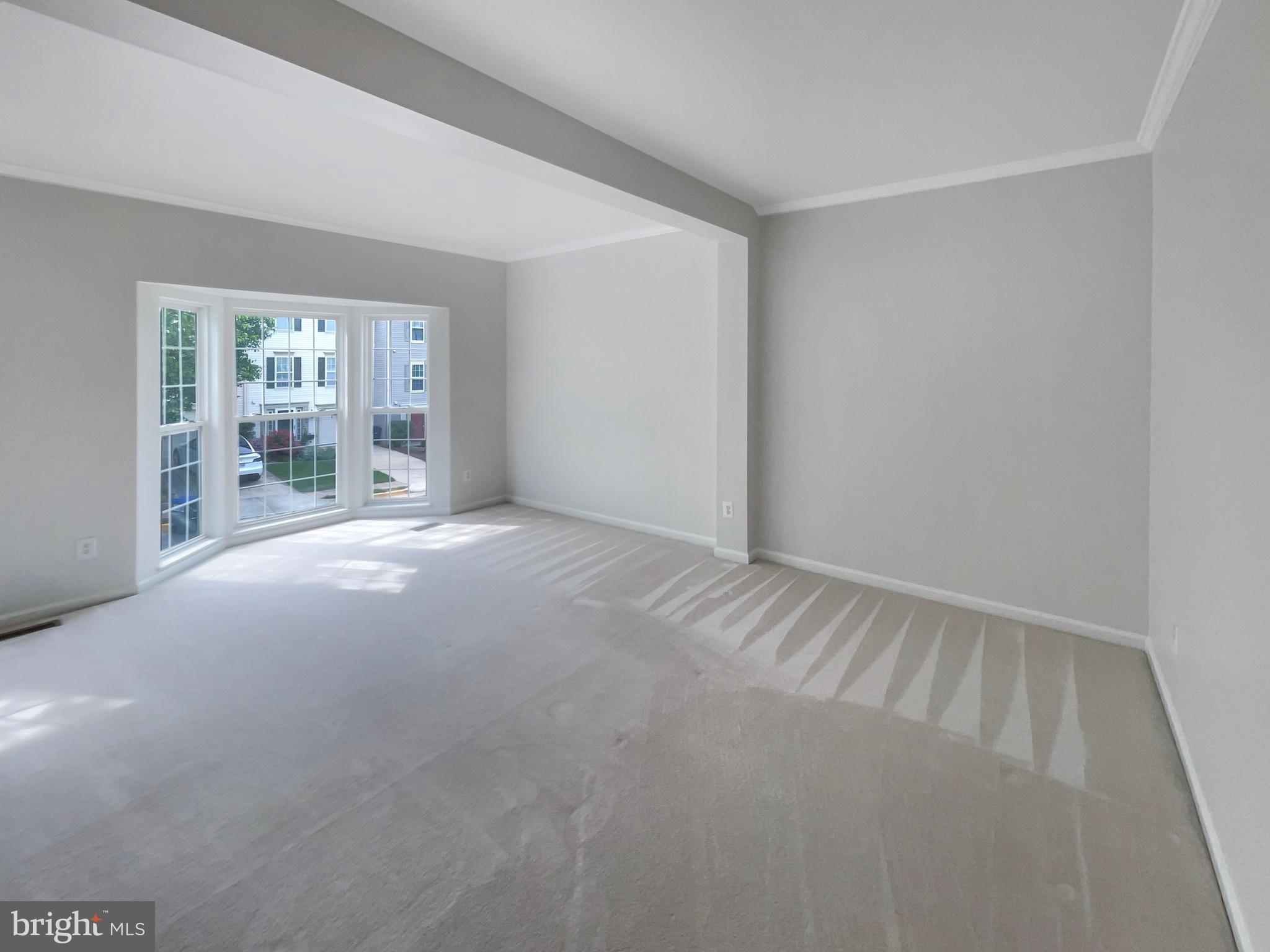 14272 Glade Spring Drive Centreville, VA 20121 - Photo 17 of 46 a view of an empty room with window