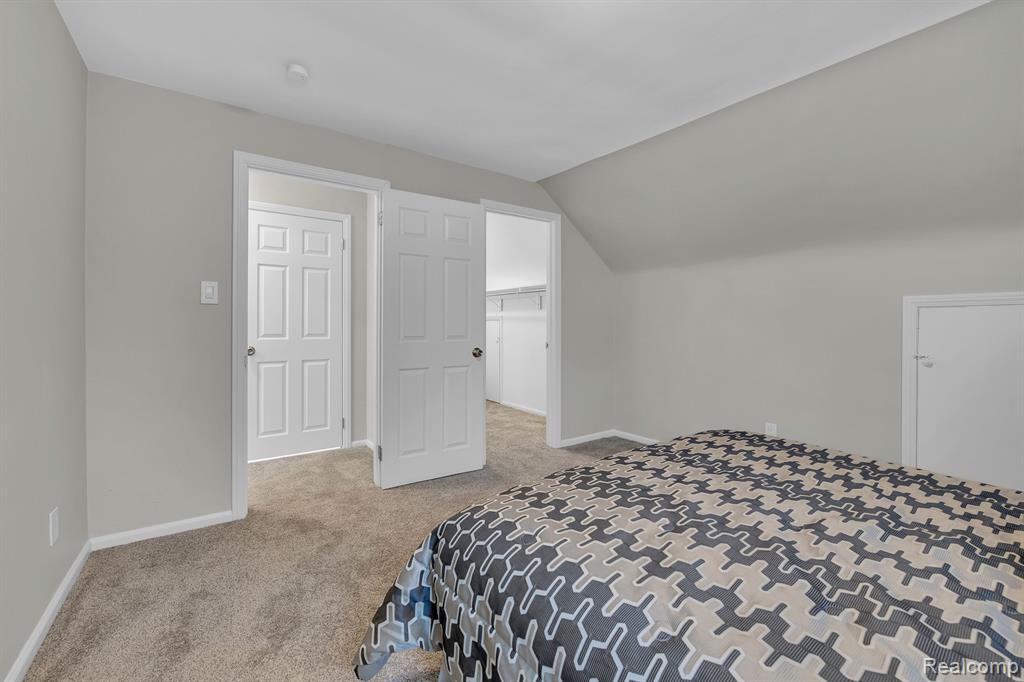 20445 Sheffield Road Detroit, MI 48221 - Photo 32 of 39