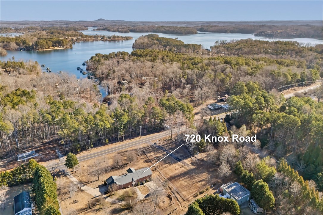 720 Knox Road Seneca, SC 29672 - Photo 2 of 47