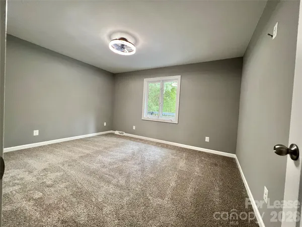 $2,200 | 17201 Halter Drive, Charlotte, NC 28278
