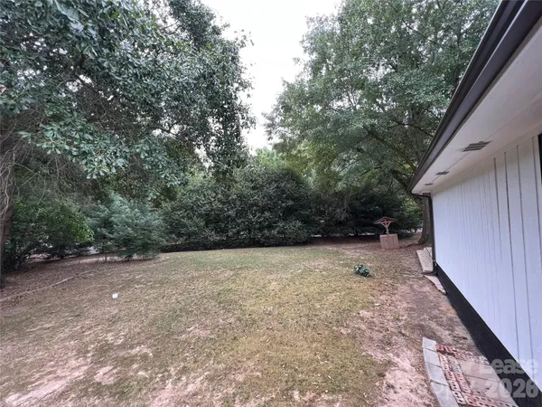 $2,200 | 17201 Halter Drive, Charlotte, NC 28278