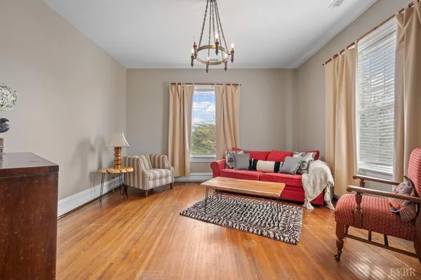 $549,900 | 517 Longwood Avenue, Bedford, VA 24523