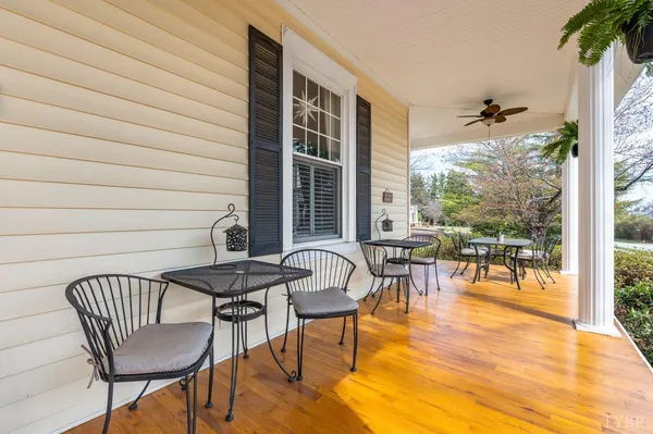 $549,900 | 517 Longwood Avenue, Bedford, VA 24523