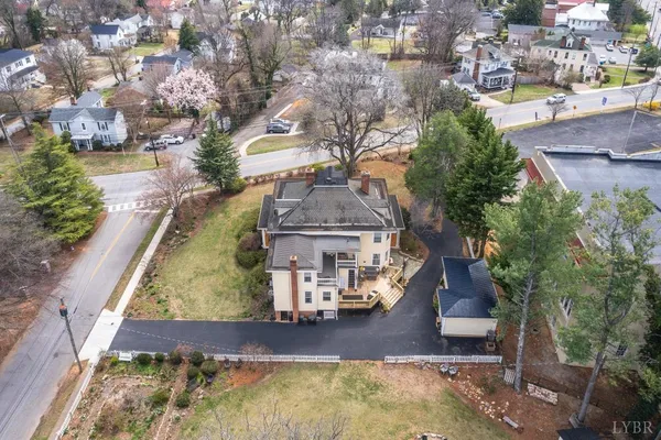 $549,900 | 517 Longwood Avenue, Bedford, VA 24523