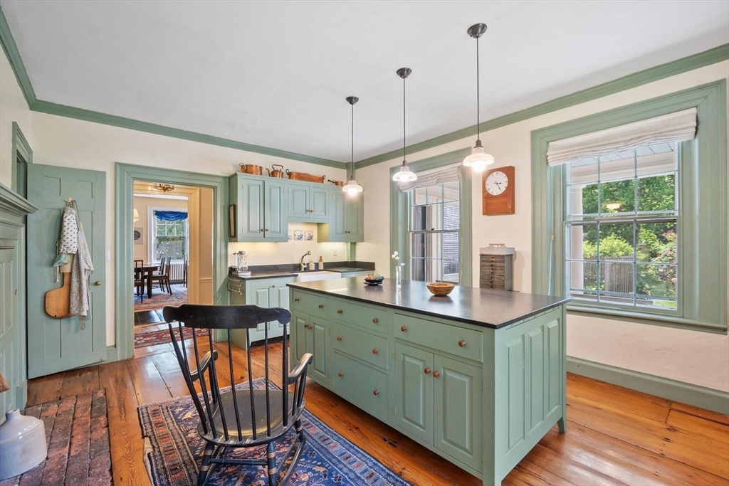 194 Center Road Shirley, MA 01464 - Photo 24 of 42