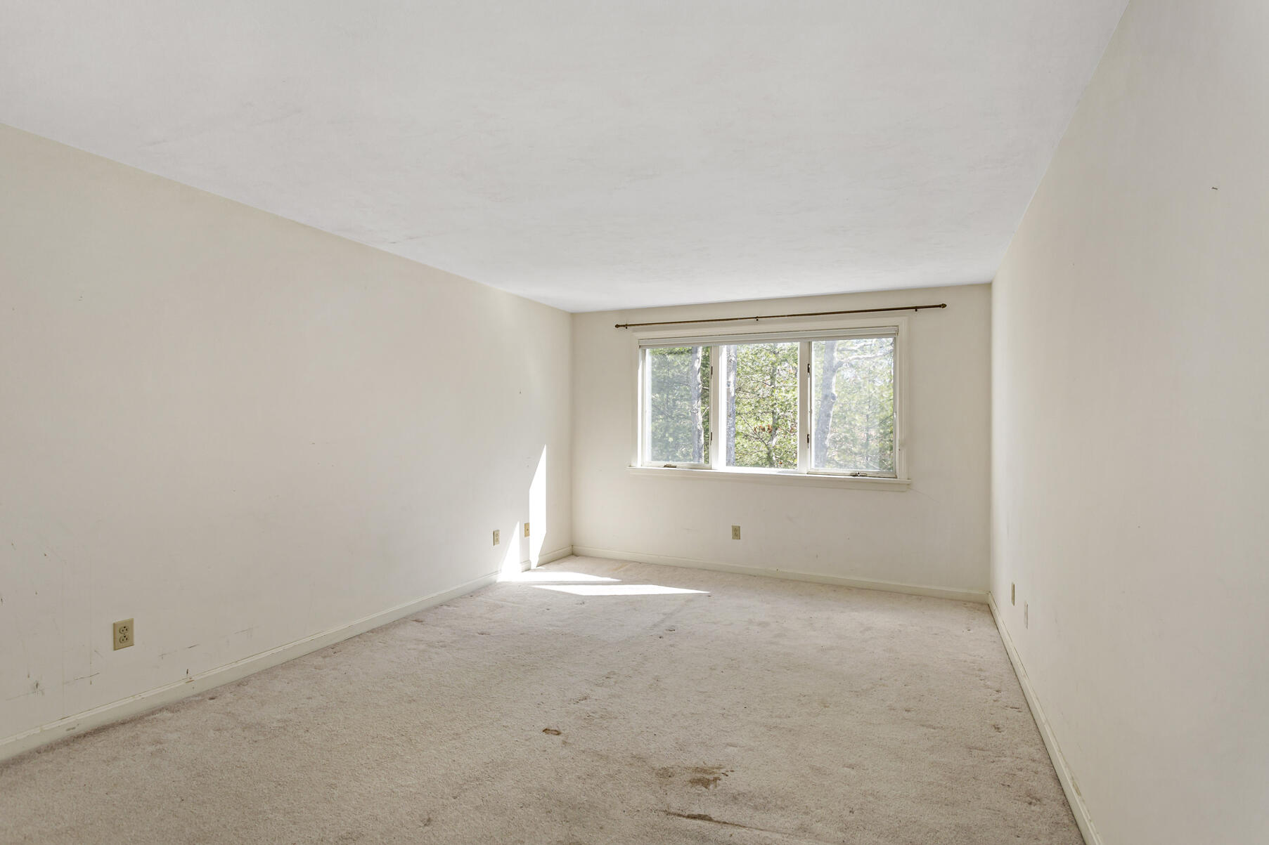 3 Kettle Lane Mashpee, MA 02649 - Photo 16 of 25 an empty room with windows