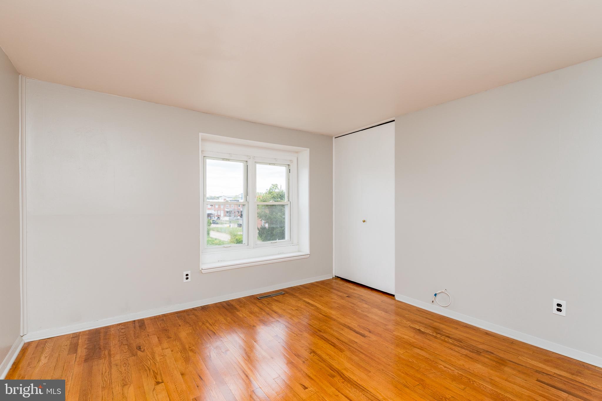 3638 Greenvale Road Baltimore, MD 21229 - Photo 12 of 24 Master Bedroom