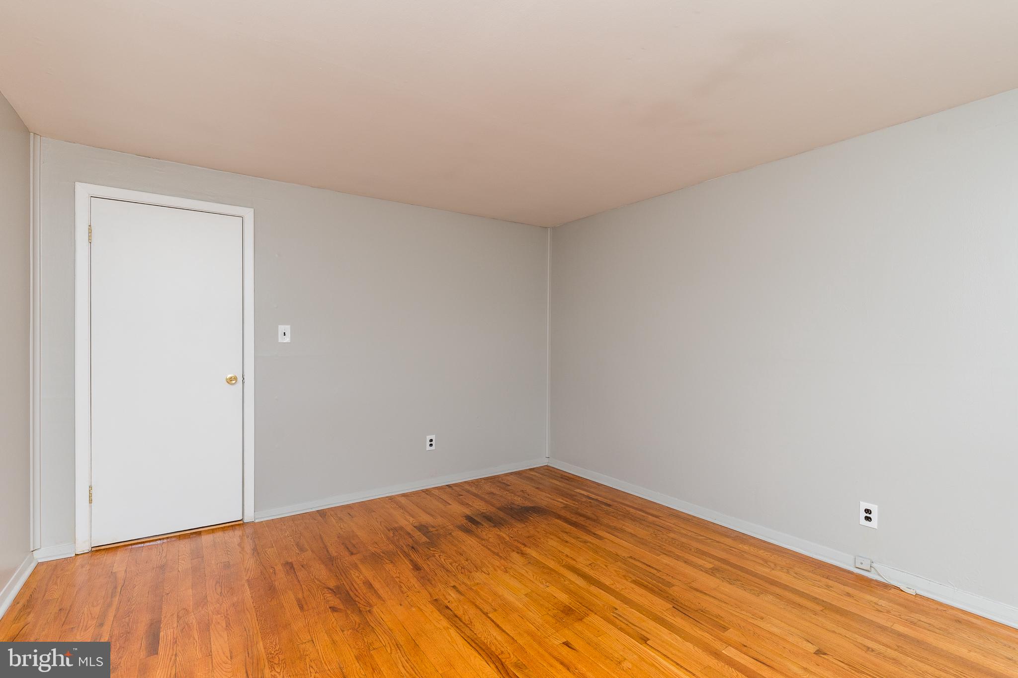 3638 Greenvale Road Baltimore, MD 21229 - Photo 13 of 24 Master Bedroom (alt view)