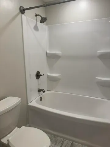 $359,000 | 1206 Meadow Glen Drive, Valparaiso, IN 46383