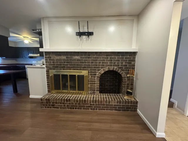 $359,000 | 1206 Meadow Glen Drive, Valparaiso, IN 46383