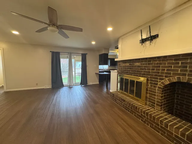 $359,000 | 1206 Meadow Glen Drive, Valparaiso, IN 46383