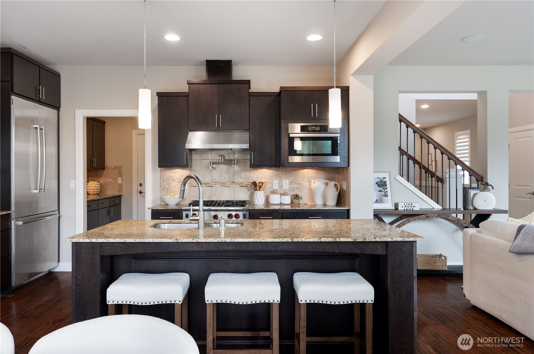 801 3rd Place Northeast Issaquah, WA 98029 - Photo 11 of 33