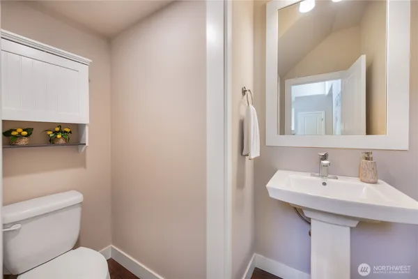 $1,750,000 | 801 3rd Place Northeast, Issaquah, WA 98029