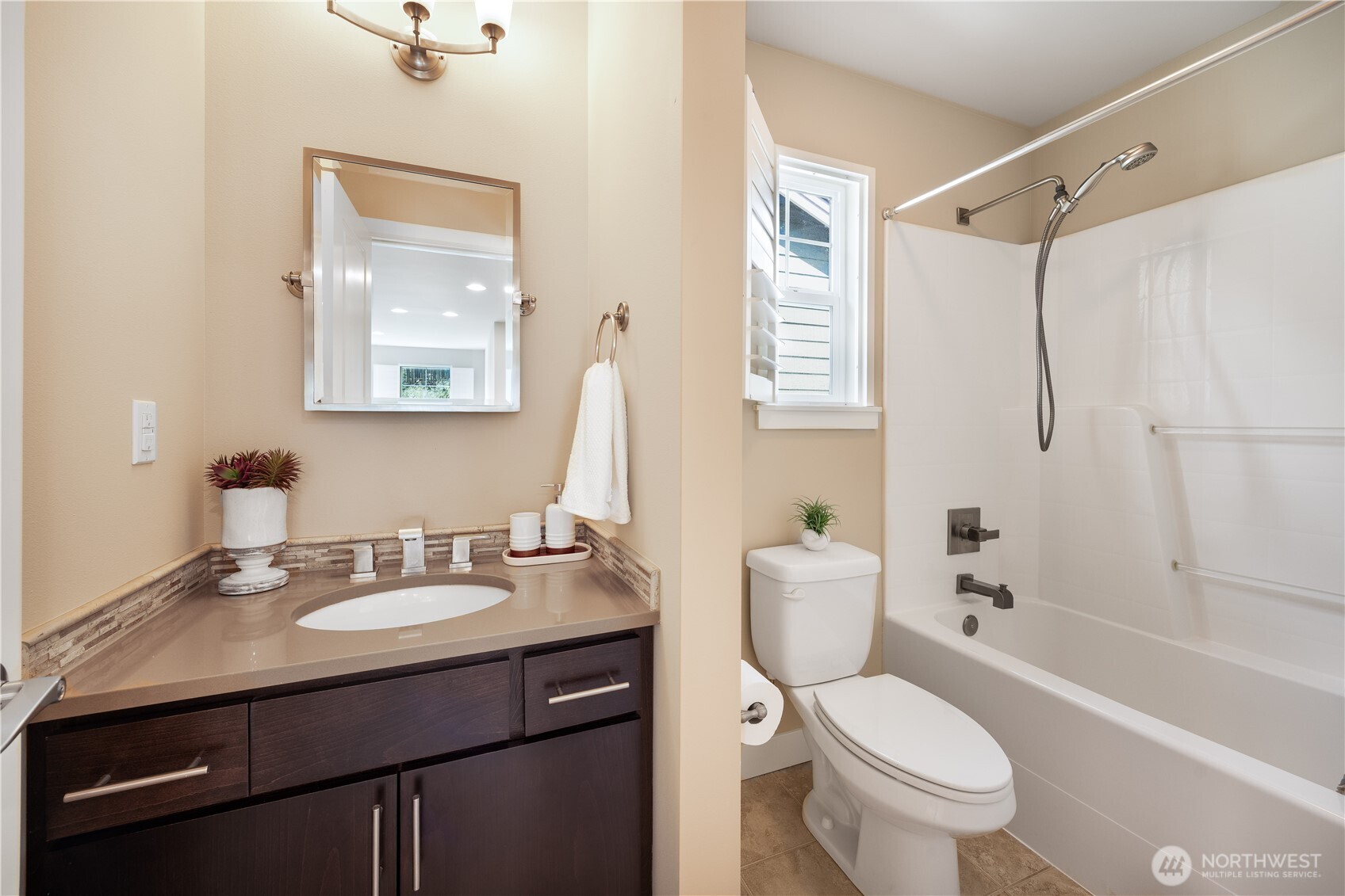 801 3rd Place Northeast Issaquah, WA 98029 - Photo 25 of 33