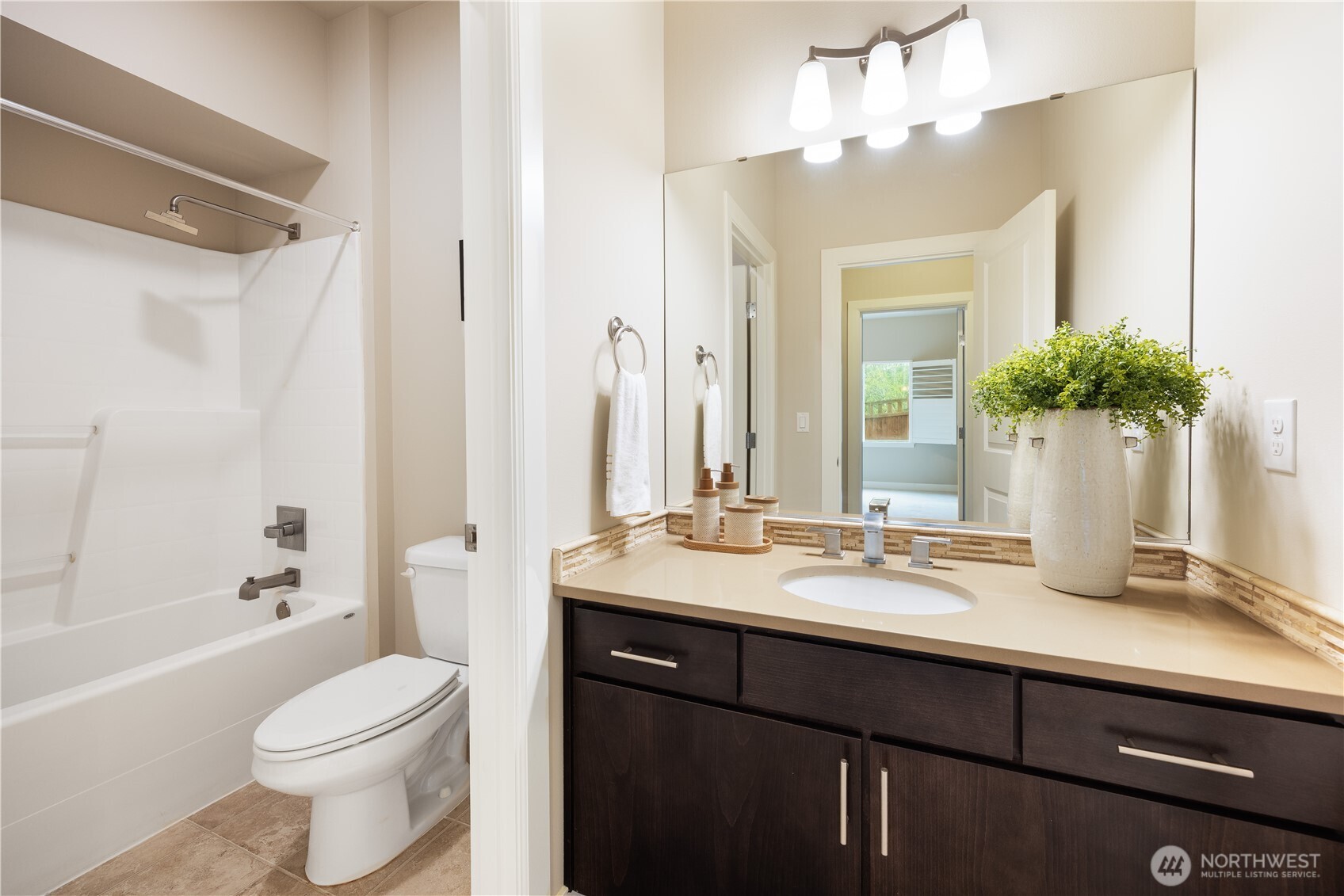 801 3rd Place Northeast Issaquah, WA 98029 - Photo 30 of 33