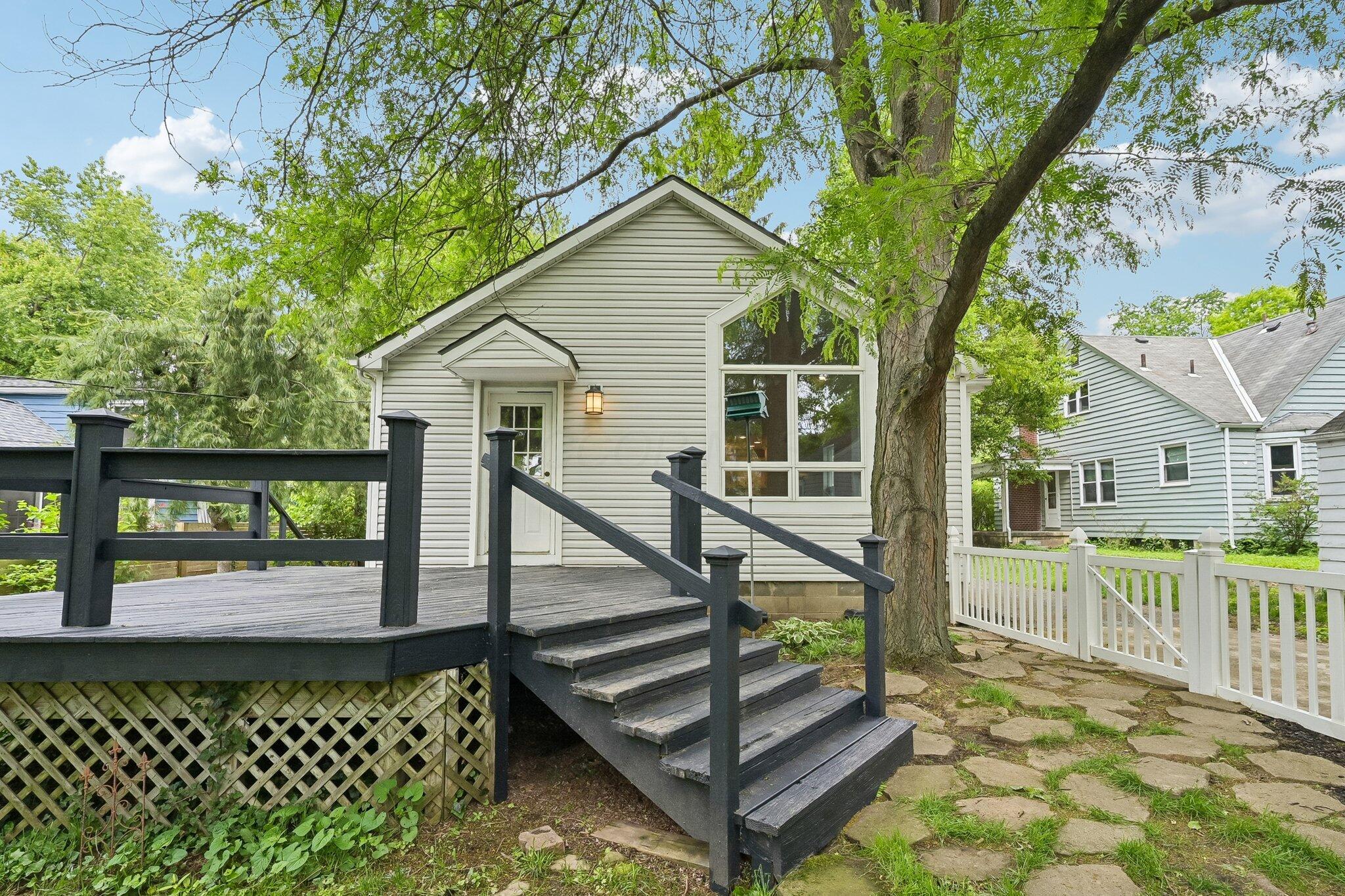 175 West Weisheimer Road Columbus, OH 43214 - Photo 50 of 59