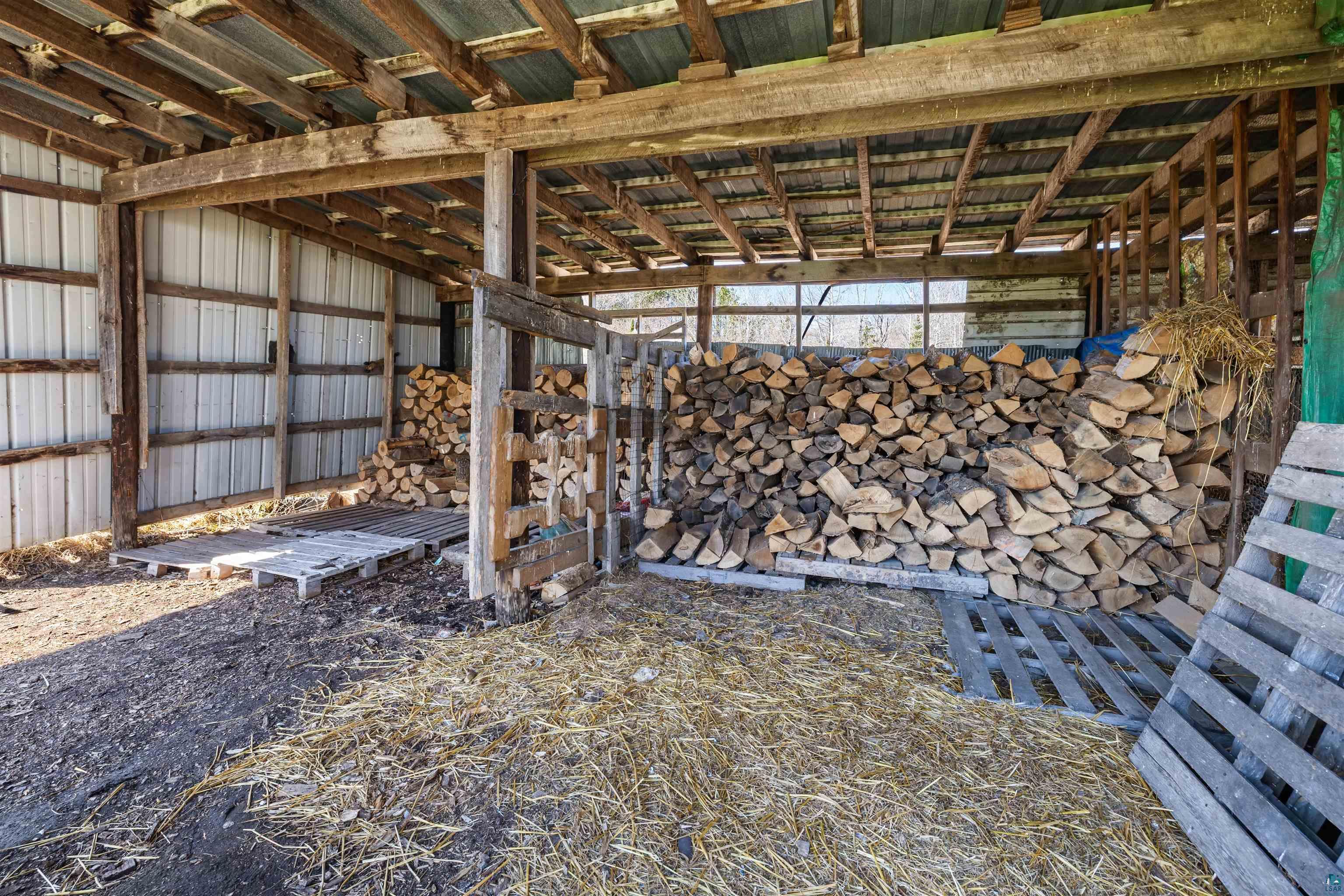 40139 County Road 251 Cohasset, MN 55721 - Photo 34 of 50 Woodshed