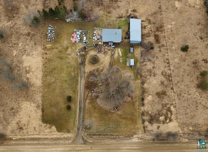 40139 County Road 251 Cohasset, MN 55721 - Photo 45 of 50 Aerial view showcasing land parcel with a primary residence, a large outbuilding, and smaller secondary structures