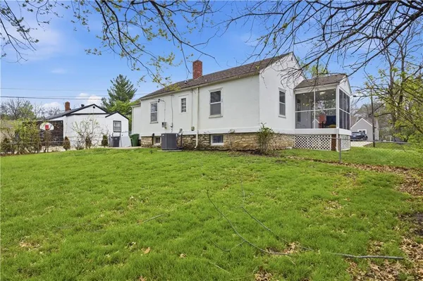 $193,000 | 8920 Rose Lane, Raytown, MO 64133