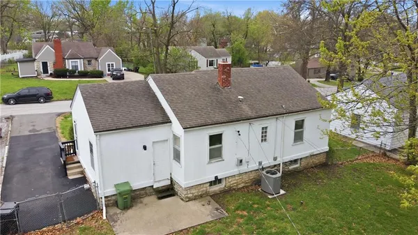 $193,000 | 8920 Rose Lane, Raytown, MO 64133