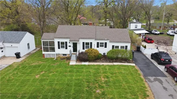 $193,000 | 8920 Rose Lane, Raytown, MO 64133